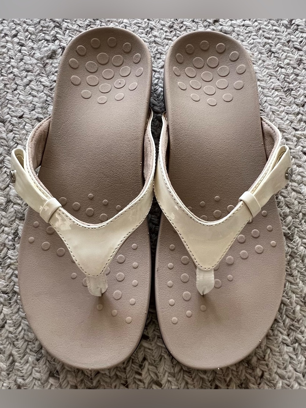 NWOT Vionic Orthoheel Sandal